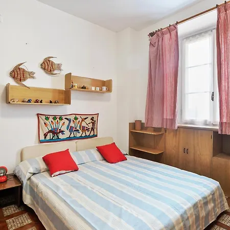 Bright With Parking Appartement *